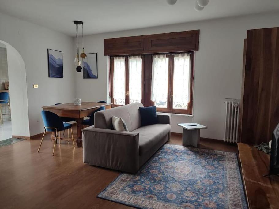 Apartament Neblou Aosta Zewnętrze zdjęcie
